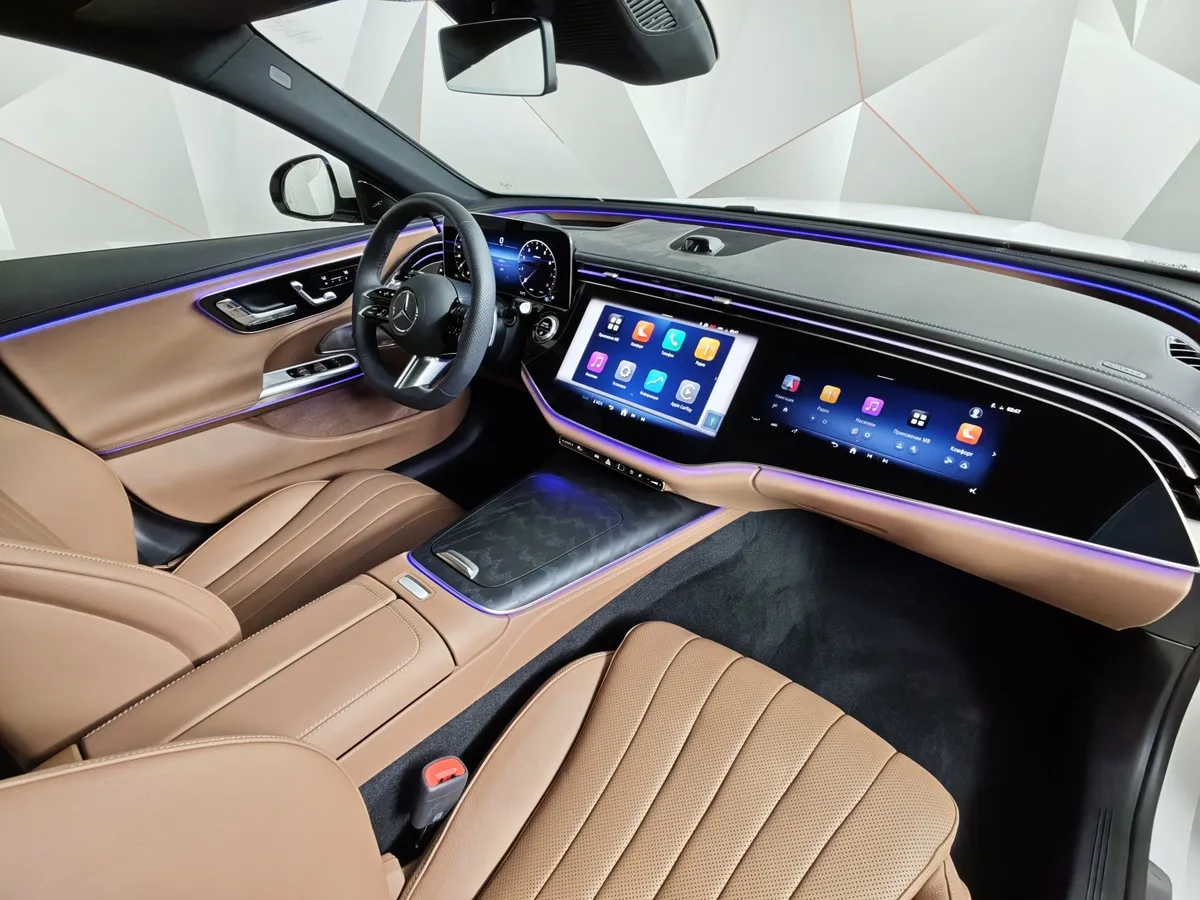 Mercedes-Benz E-Класс E 300 4MATIC (258 л.с.) Белый в АВИЛОН. Слайд №13