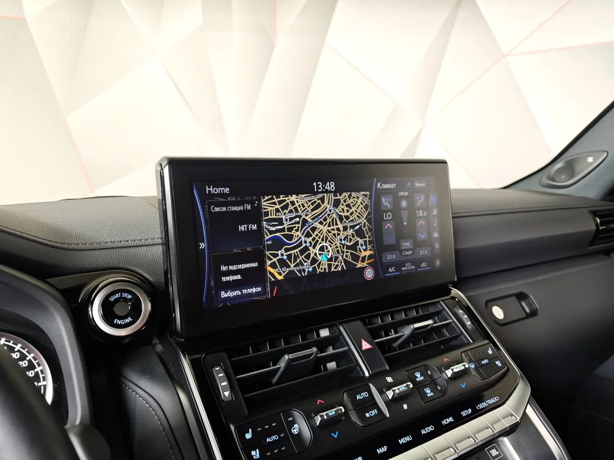 Toyota Land Cruiser 3.4 V6 AT 4WD (299 л.с.) 70th Anniversary Черный в АВИЛОН. Слайд №23