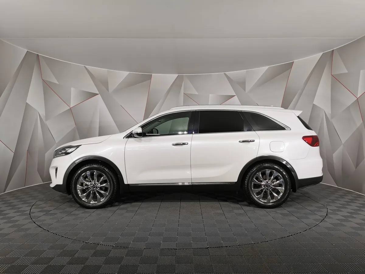 Kia Sorento 2.2 D AT AWD (5 мест) (200 л.с.) Prestige Белый в АВИЛОН. Слайд №5