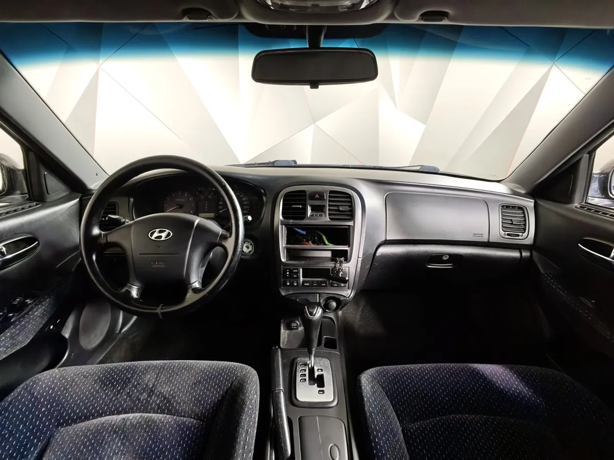 Hyundai Sonata 2.0 AT (137 л.с.) AT7 Черный в АВИЛОН. Слайд №11