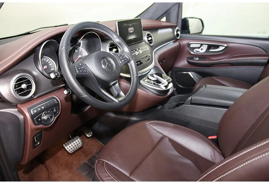 АВИЛОН - Mercedes-Benz V-Класс V 250 d AT L2 4x4 (190 л.с.) Exclusive Черный - slide 12