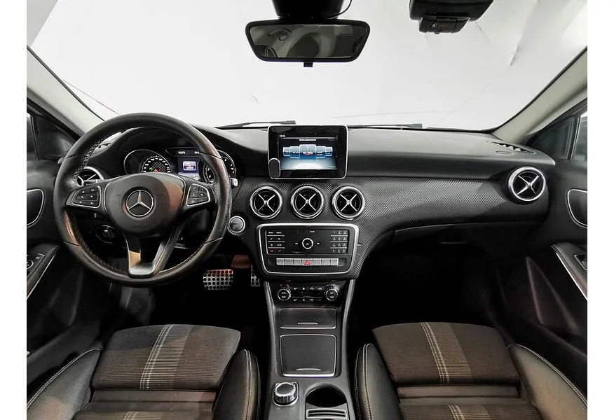 Mercedes-Benz A-Класс A 180 7G-DCT (122 л.с.) Особая серия Белый в АВИЛОН. Слайд №14 Mercedes-Benz A-Класс A 180 7G-DCT (122 л.с.) Особая серия Белый в АВИЛОН. Слайд №14