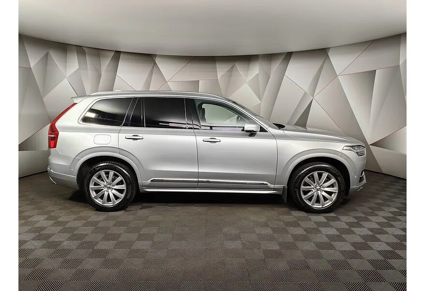 Volvo XC90 2.0 T5 Drive-E AT AWD (5 мест) (249 л.с.) Inscription Серебристый в АВИЛОН. Слайд №6