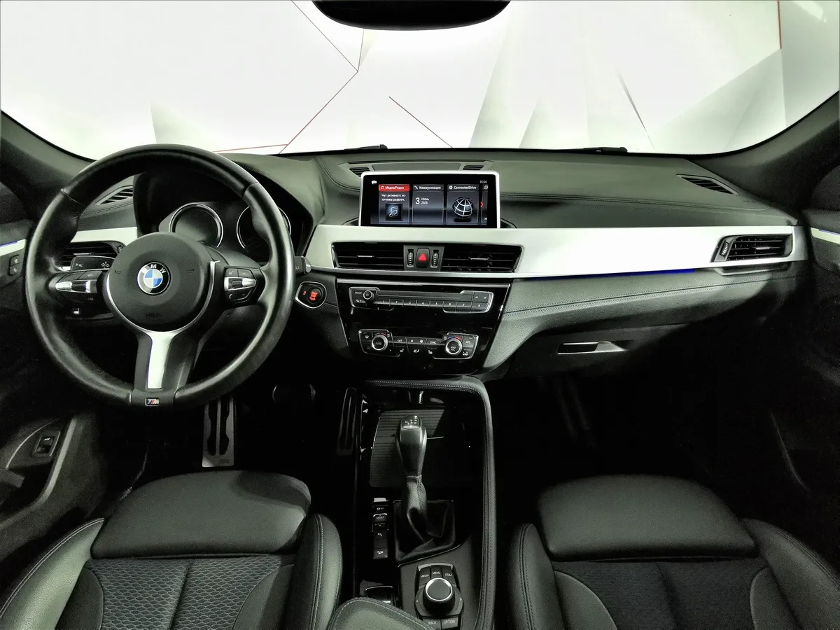 BMW X2 18d xDrive AT (150 л.с.) M Sport Синий в АВИЛОН. Слайд №11