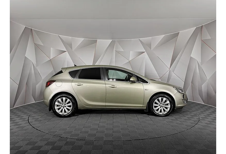 Opel Astra 1.6 AT (115 л.с.) Бежевый в АВИЛОН. Слайд №6