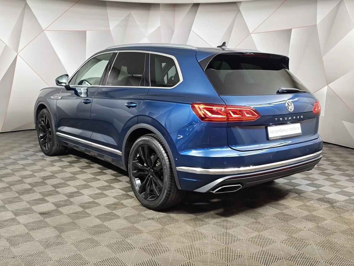 Volkswagen Touareg 3.0 V6 TDI Tiptronic 4Motion (249 л.с.) R-Line Синий в АВИЛОН. Слайд №4