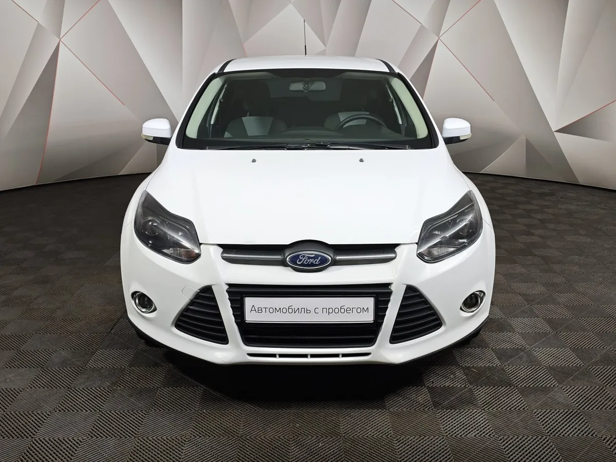 Ford Focus 1.6 Ti-VCT PowerShift (105 л.с.) Trend Белый в АВИЛОН. Слайд №7