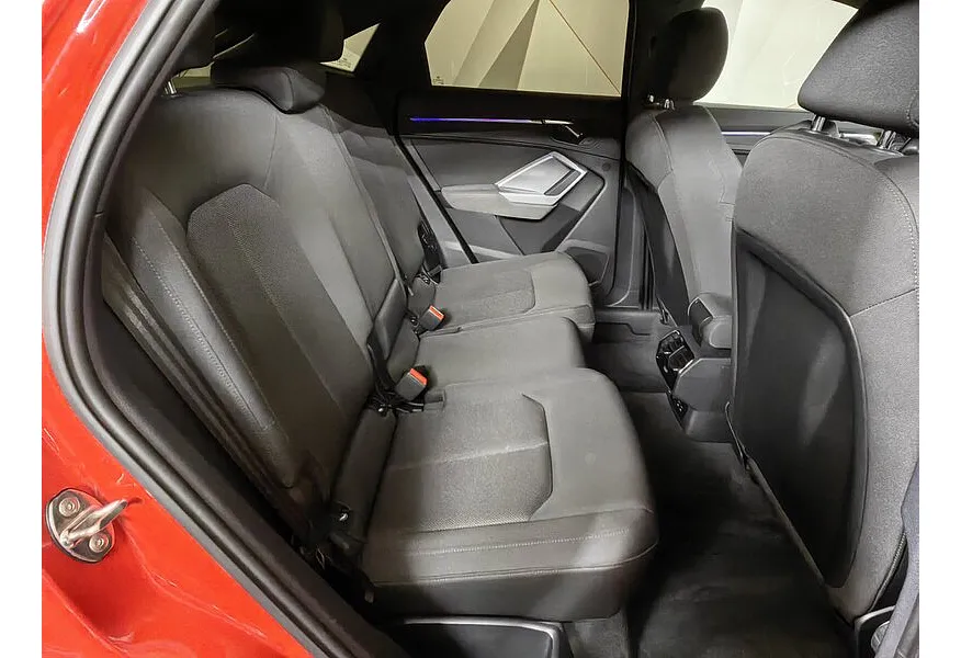 Audi Q3 Sportback 1.4 TFSI S-tronic (150 л.с.) Sport Красный в АВИЛОН. Слайд №16