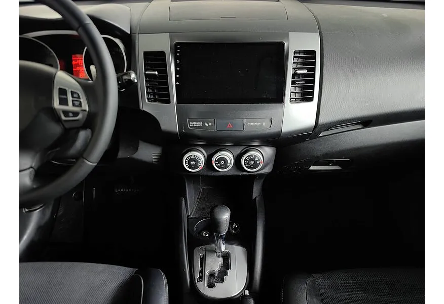 Citroen C-Crosser 2.4 CVT 4WD (170 л.с.) Зеленый в АВИЛОН. Слайд №15