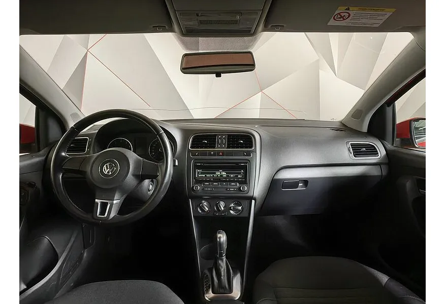 Volkswagen Polo 1.4 DSG (85 л.с.) Comfortline Красный в АВИЛОН. Слайд №13