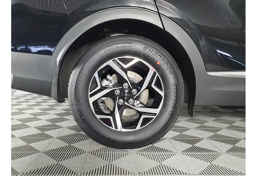 АВИЛОН - Kia Sportage 2.0 MPI AT AWD (150 л.с.) Prestige Черный - slide 10