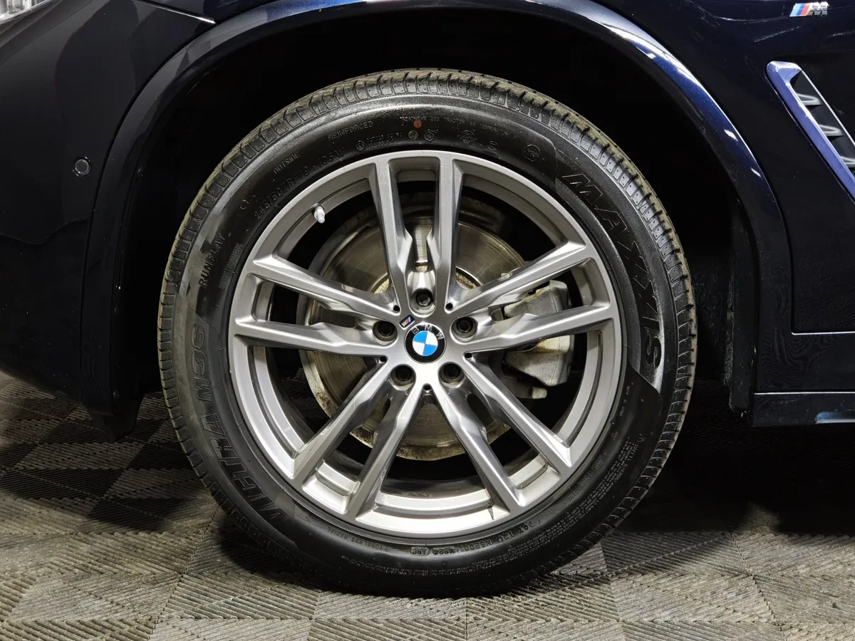 BMW X4 xDrive20i Steptronic (184 л.с.) Base Локальная сборка Черный в АВИЛОН. Слайд №7
