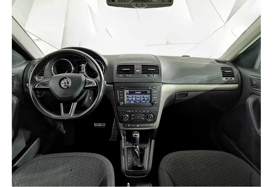 Skoda Yeti 1.8 TSI 4x4 DSG (152 л.с.) Коричневый в АВИЛОН. Слайд №14