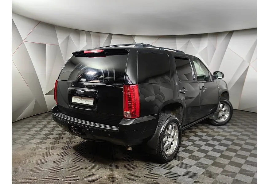 Chevrolet Tahoe 5.3 AT (325 л.с.) Черный в АВИЛОН. Слайд №8