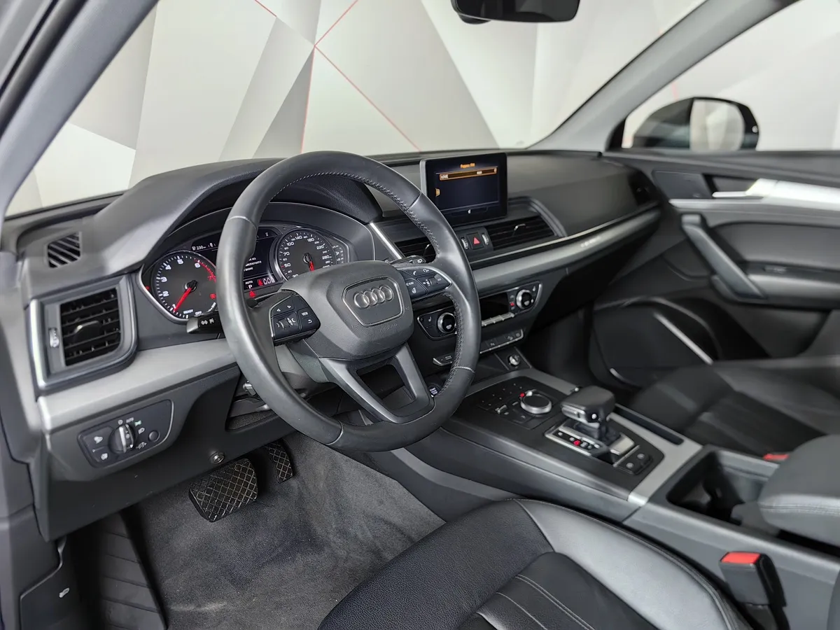 Audi Q5 2.0 TFSI S tronic quattro (249 л.с.) Серый в АВИЛОН. Слайд №19