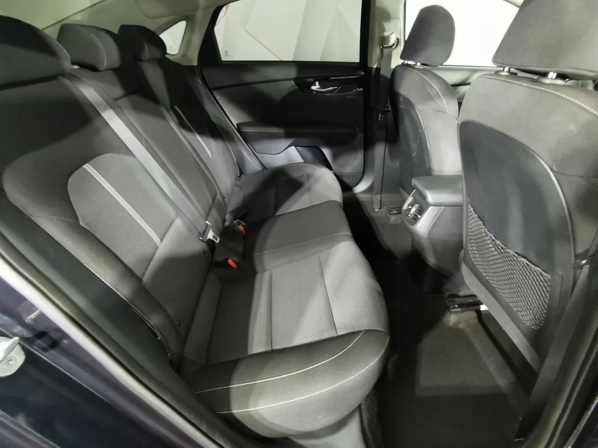 Kia Cerato 2.0 MPI AT (150 л.с.) Luxe Синий в АВИЛОН. Слайд №15