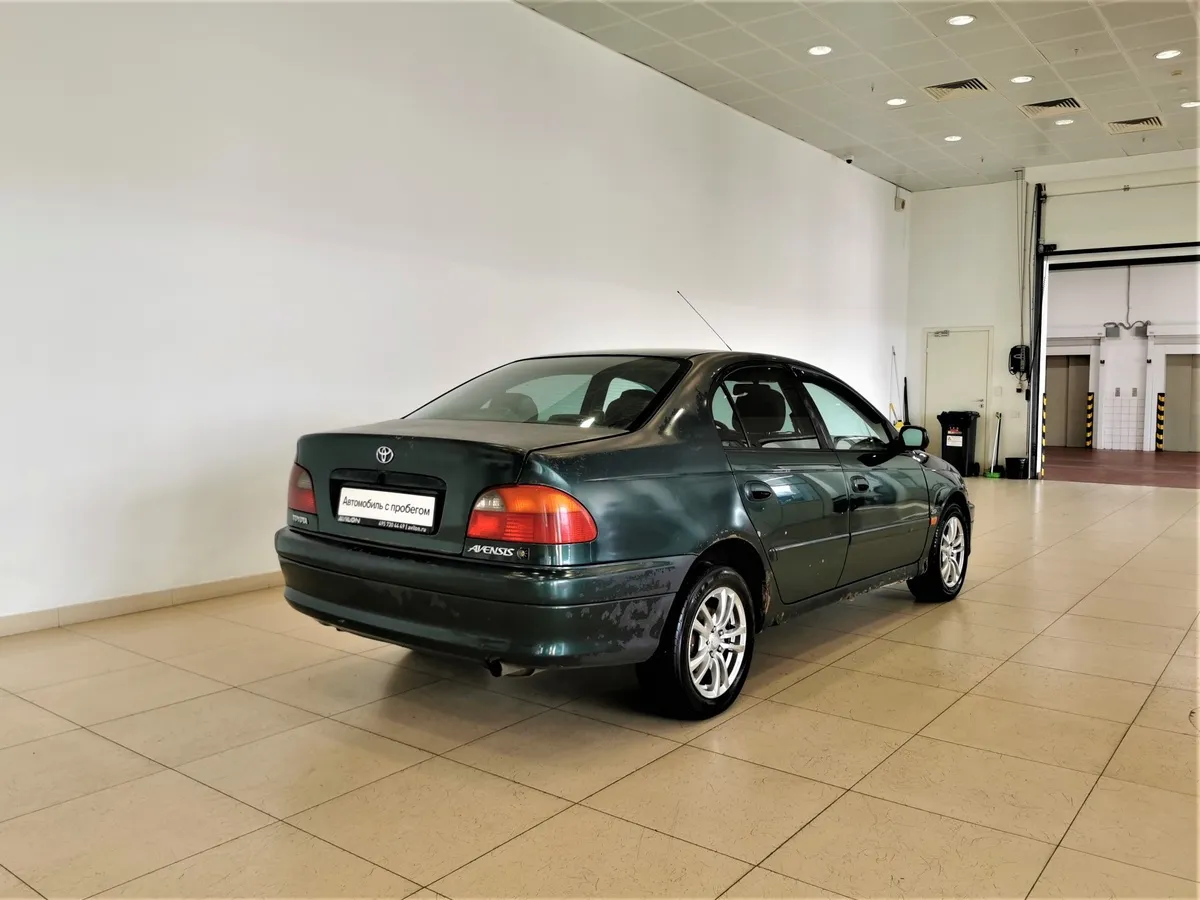 Toyota Avensis 2.0 MT (128 л.с.) Зеленый в АВИЛОН. Слайд №2