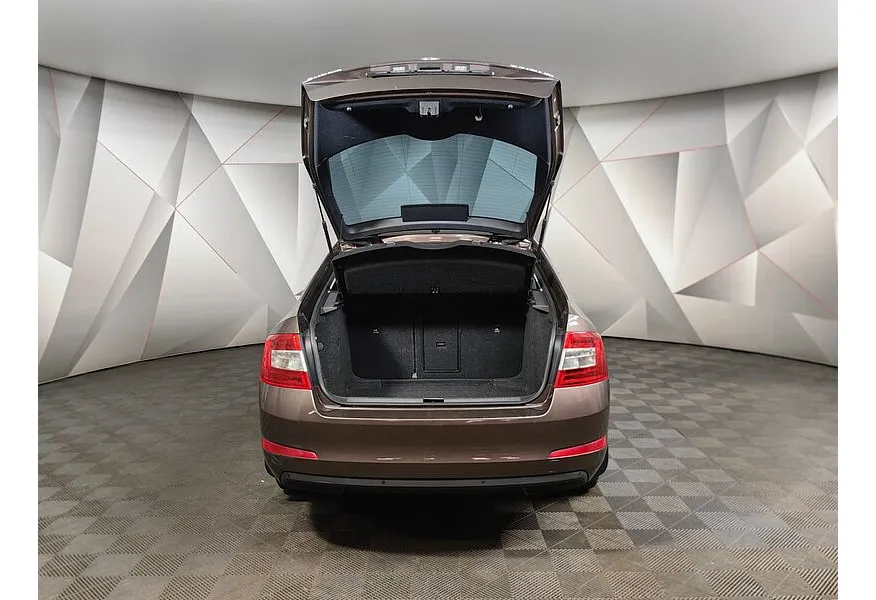 АВИЛОН - Skoda Octavia 1.4 TSI DSG (150 л.с.) Ambition Коричневый - slide 18