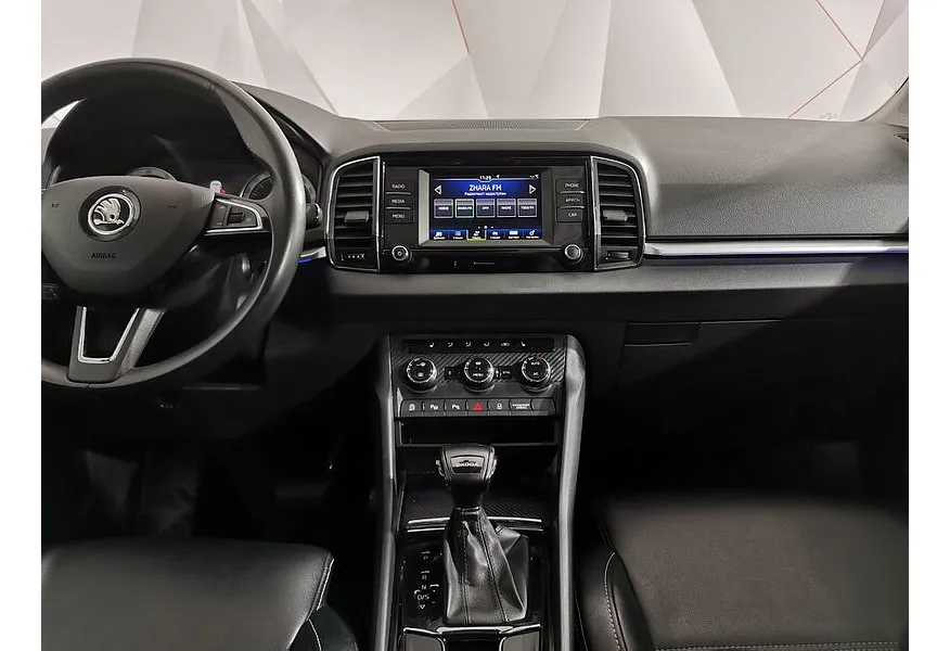 Skoda Karoq 1.4 AT FWD (150 л.с.) Ambition Серый в АВИЛОН. Слайд №14
