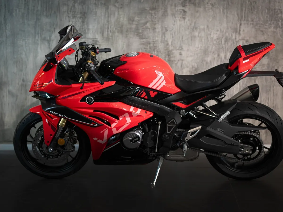 VOGE RR660S 662 см³ (99 л.с.) (99) 660 Красный в АВИЛОН. Слайд №2