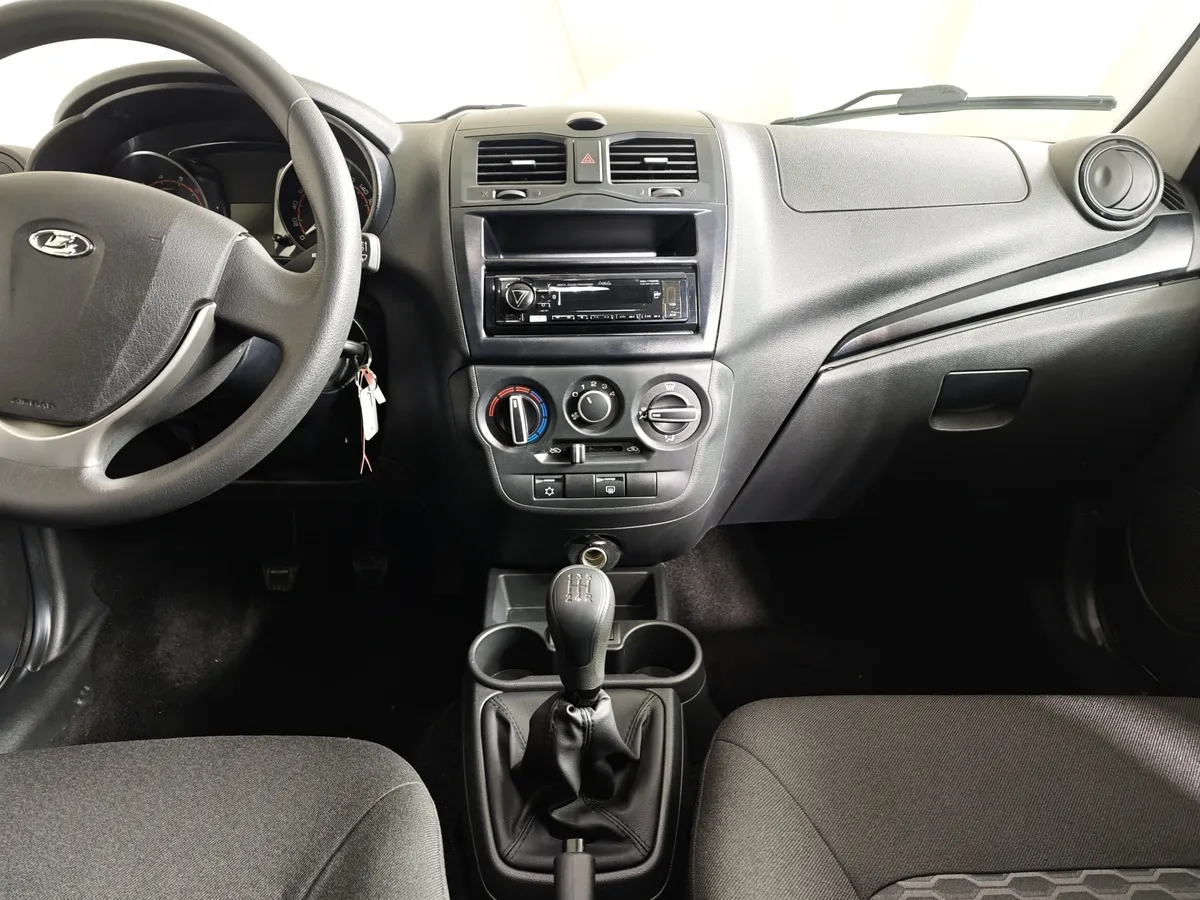 ВАЗ (Lada) Granta 1.6 MT 8кл (87 л.с.) Белый в АВИЛОН. Слайд №15