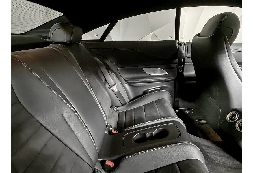 Mercedes-Benz E-Класс E 200 4MATIC G-TRONIC (184 л.с.) Sport Черный в АВИЛОН. Слайд №16