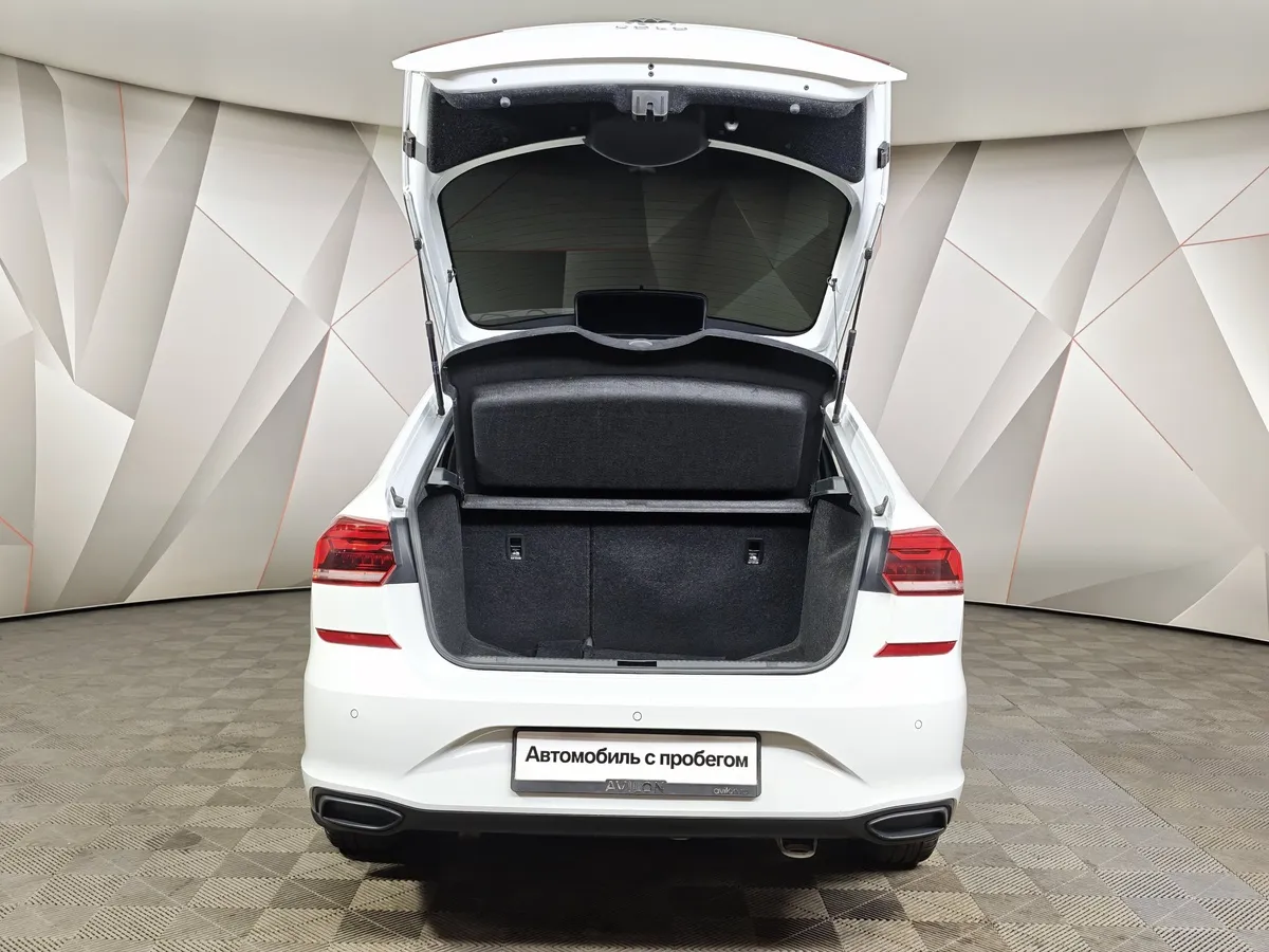Volkswagen Polo 1.6 MPI AT (110 л.с.) Respect Белый в АВИЛОН. Слайд №11