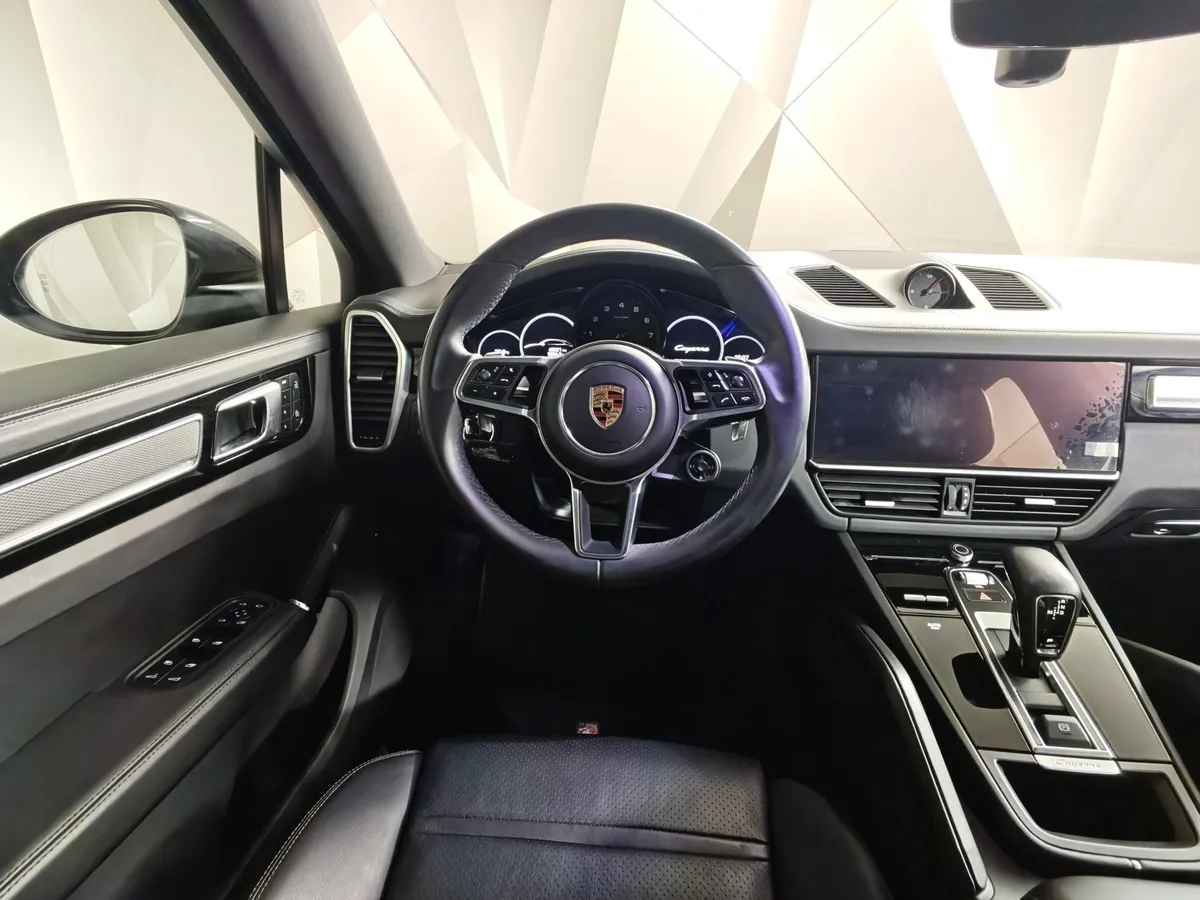 Porsche Cayenne Coupe 3.0 Tiptronic AWD (340 л.с.) Черный в АВИЛОН. Слайд №19