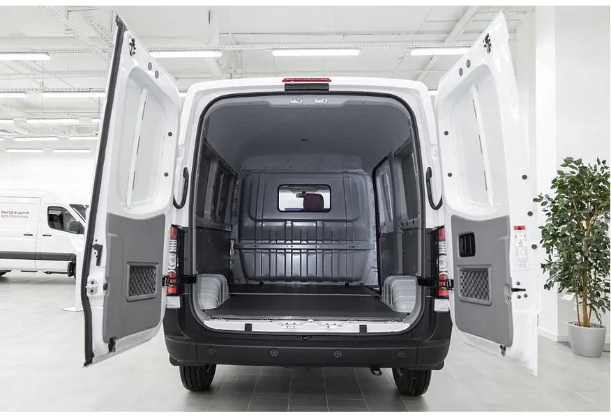 Sollers Atlant VAN 2.7D MT RWD SRW (150 л.с.) L3H2 3.5T Серый в АВИЛОН. Слайд №20