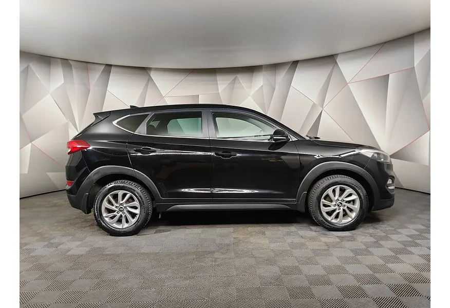 Hyundai Tucson 2.0 AT (150 л.с.) Comfort Черный в АВИЛОН. Слайд №6
