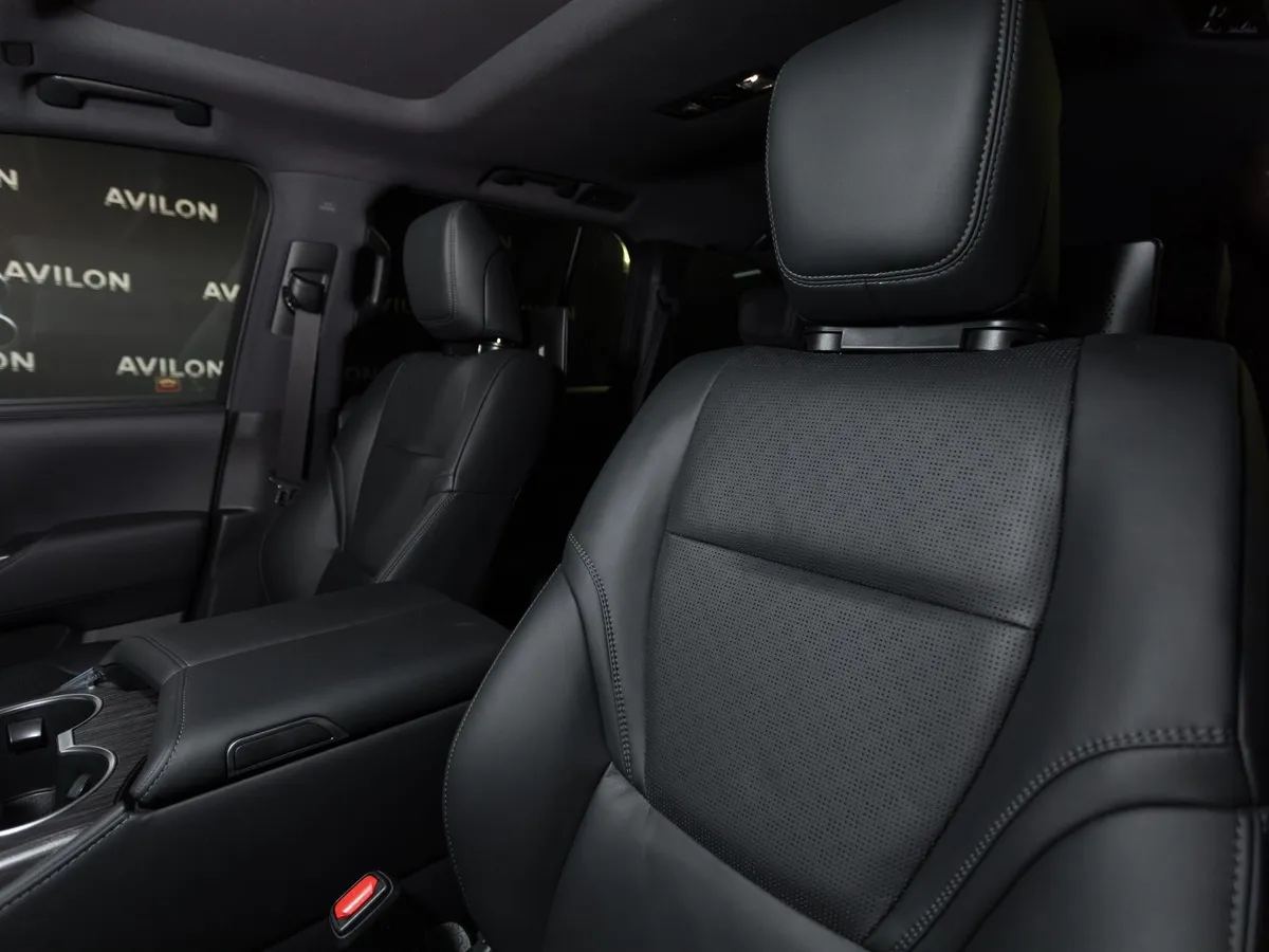 Toyota Land Cruiser 3.5 V6 AT 4WD (415 л.с.) Премиум Черный в АВИЛОН. Слайд №9