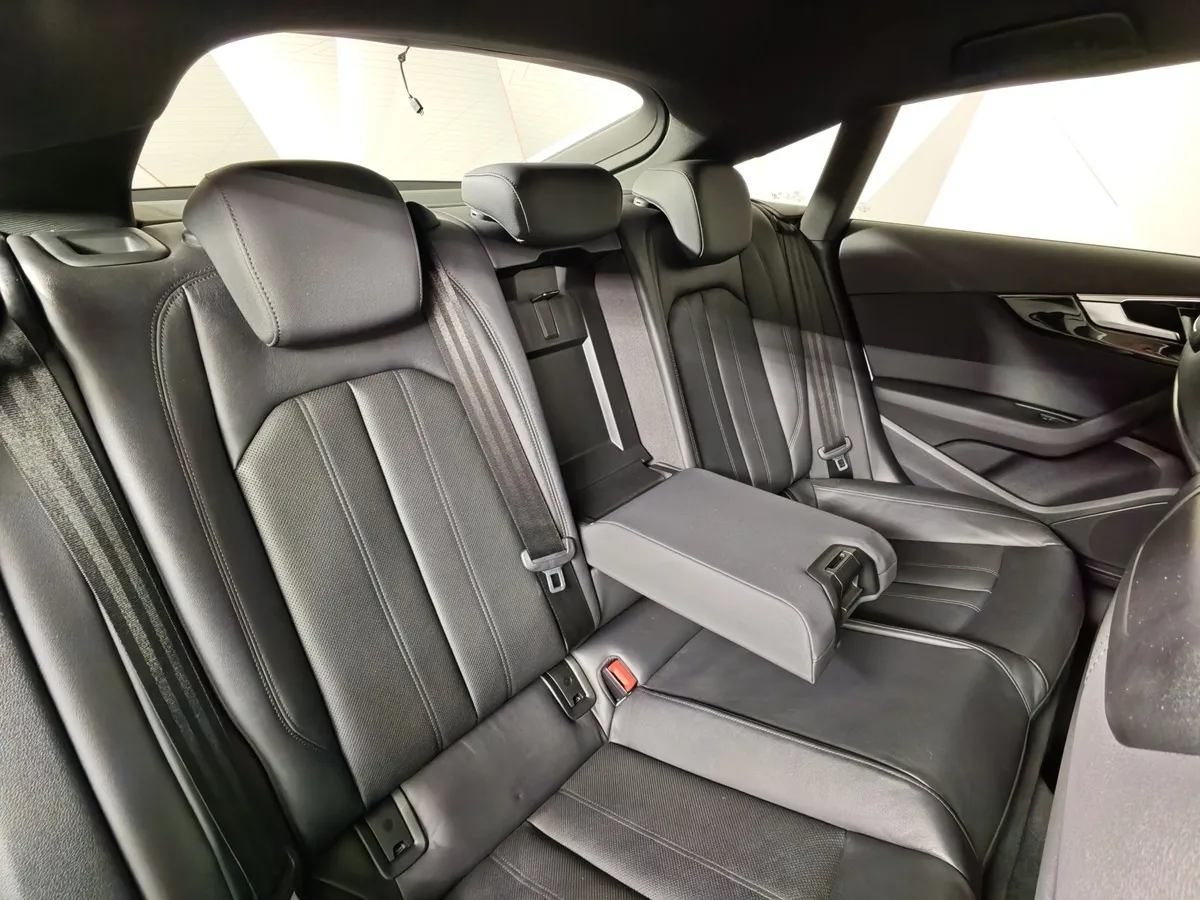 Audi A5 2.0 TDI S tronic quattro (190 л.с.) Белый в АВИЛОН. Слайд №17