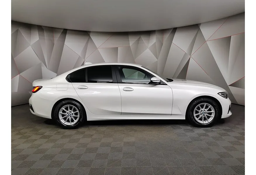 BMW 3 серия 318i Steptronic (156 л.с.) Белый в АВИЛОН. Слайд №6
