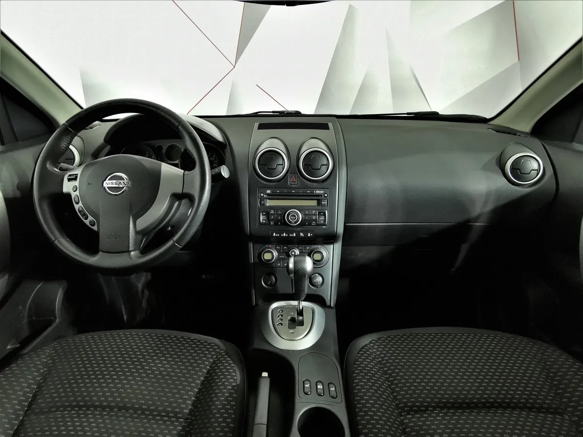 Nissan Qashqai 2.0 CVT FWD (141 л.с.) XE Красный в АВИЛОН. Слайд №12