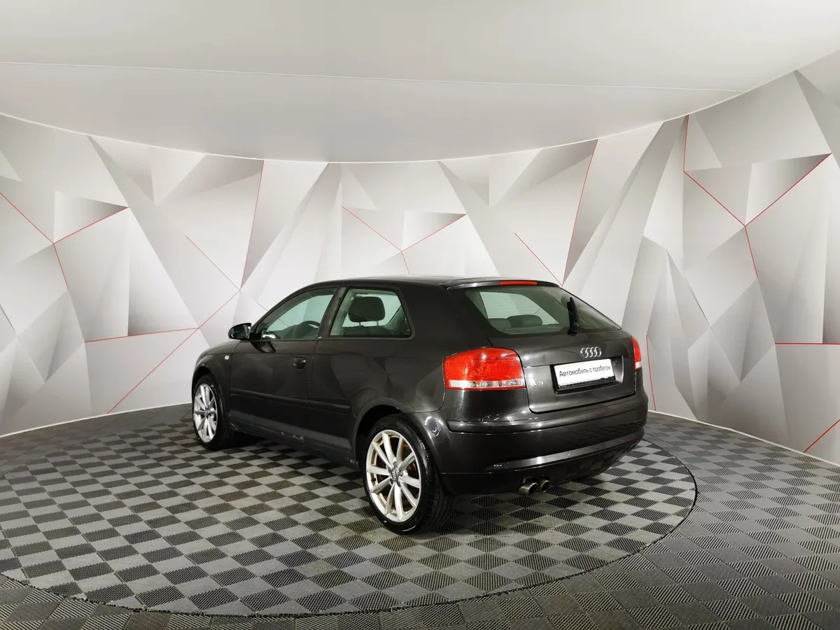 Audi A3 1.4 TFSI S-tronic (125 л.с.) Ambition Черный в АВИЛОН. Слайд №4