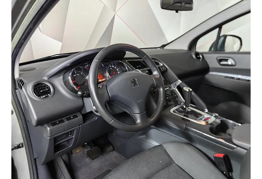 Peugeot 3008 1.6 e-HDi ETG (115 л.с.) Бежевый в АВИЛОН. Слайд №19