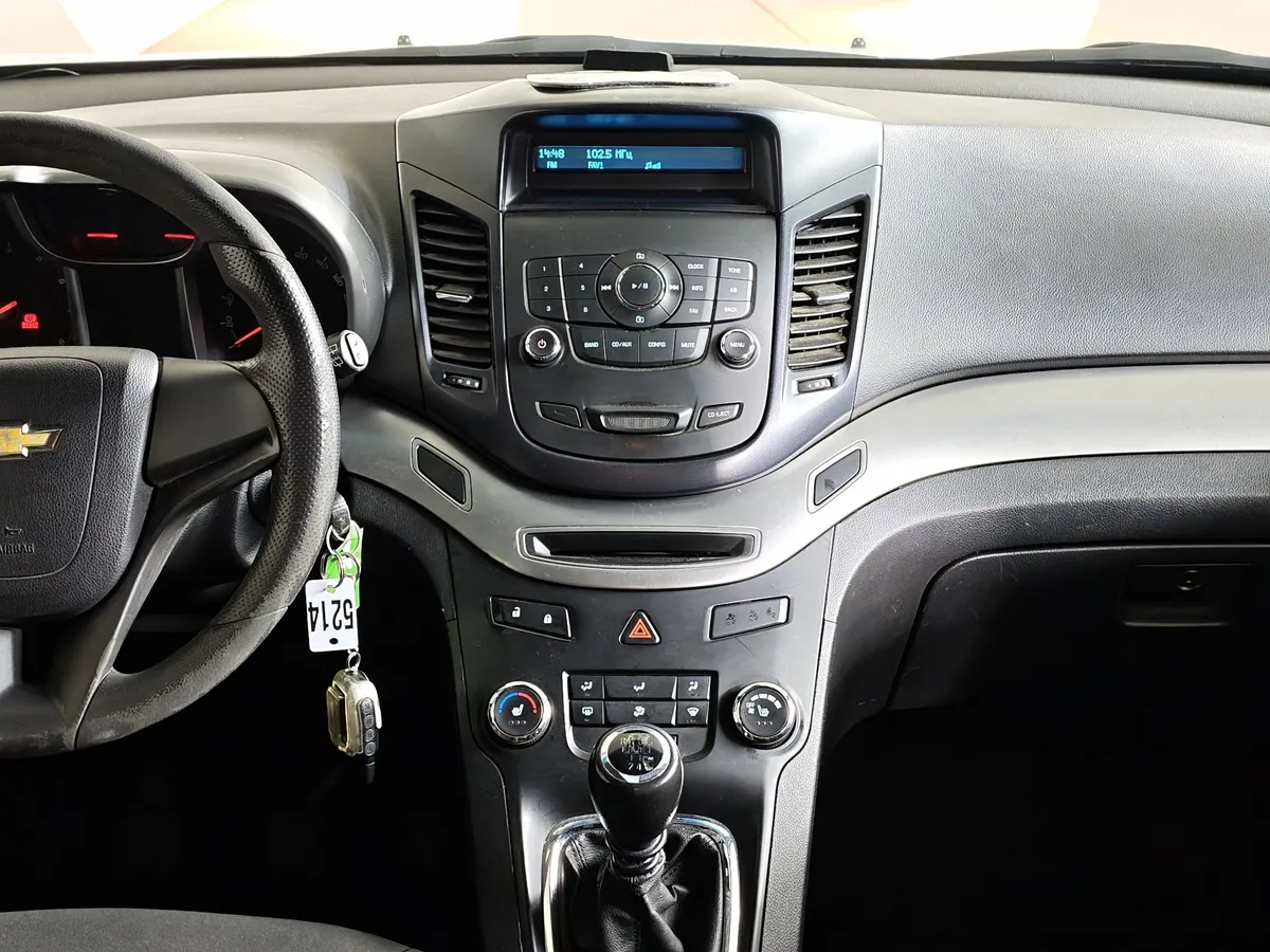 Chevrolet Orlando 1.8 MT (141 л.с.) Белый в АВИЛОН. Слайд №15