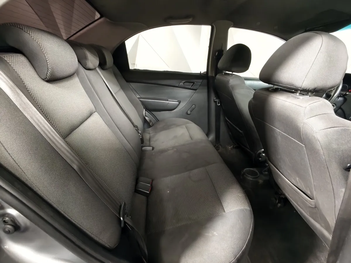 Chevrolet Aveo 1.2 MT (84 л.с.) Серый в АВИЛОН. Слайд №15