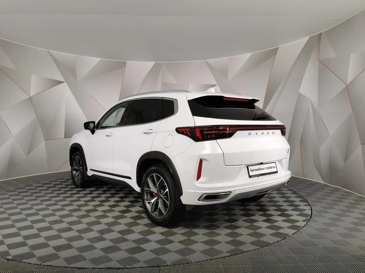 EXEED LX 1.6T DCT 4WD (150 л.с) Premium Plus Белый в АВИЛОН. Слайд №4