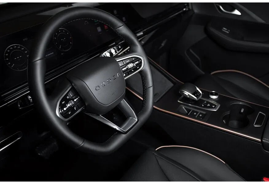 Omoda C5 1.6T DCT 4WD (150 л.с.) Supreme (2 цвета) Серебристый в АВИЛОН. Слайд №9