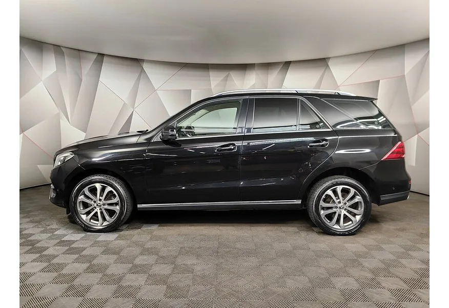АВИЛОН - Mercedes-Benz GLE 350 d 4MATIC 9G-TRONIC (249 л.с.) Особая серия Черный - slide 2