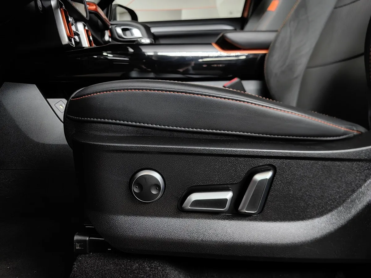 Haval Dargo X 2.0 DCT 4WD (192 л.с.) Premium Оранжевый в АВИЛОН. Слайд №22