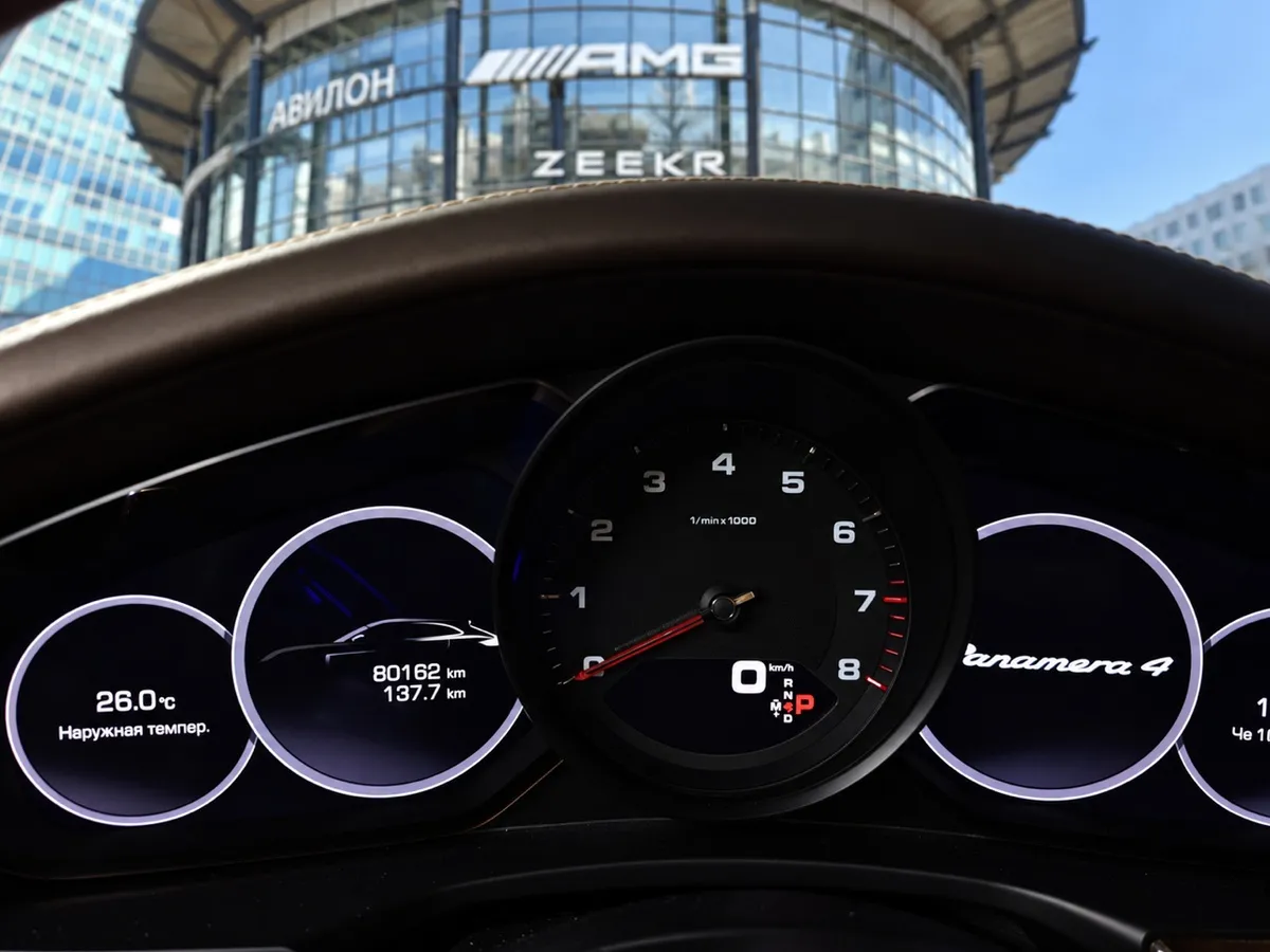 Porsche Panamera 4 3.0 PDK AWD (330 л.с.) Синий в АВИЛОН. Слайд №17