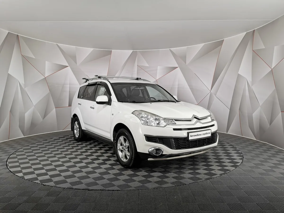 Citroen C-Crosser 2.4 CVT 4WD (170 л.с.) Белый в АВИЛОН. Слайд №3