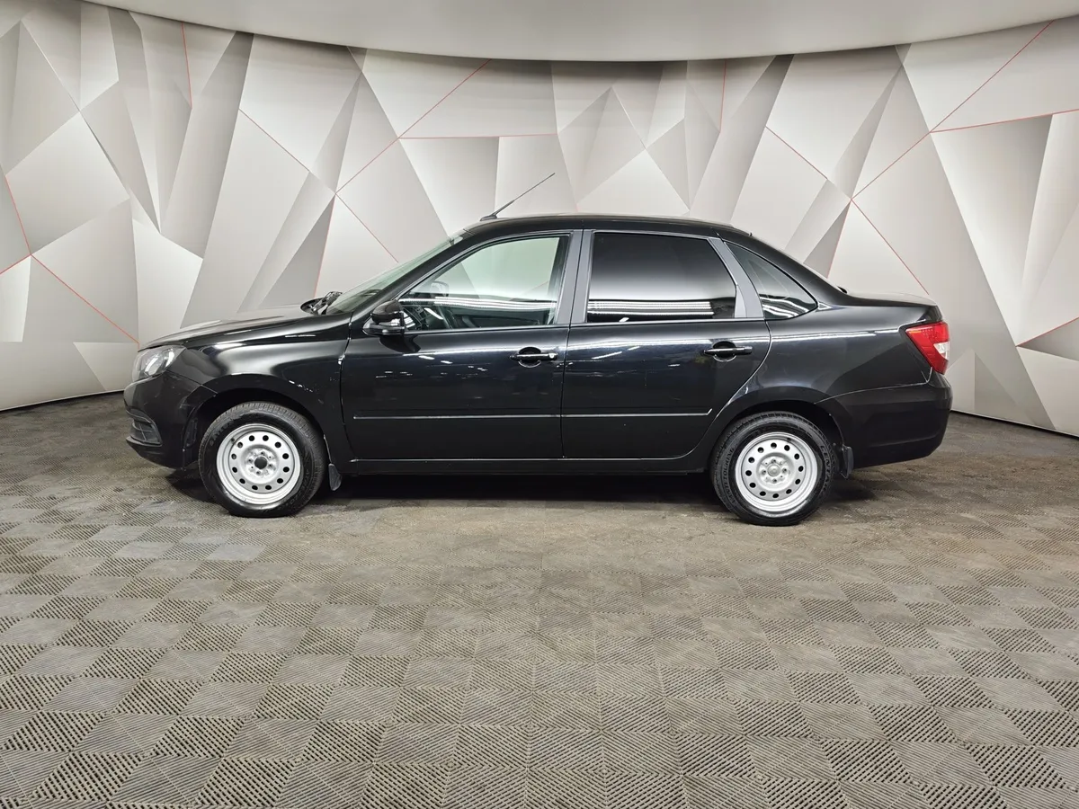 ВАЗ (Lada) Granta 1.6 MT 8кл (87 л.с.) Черный в АВИЛОН. Слайд №5