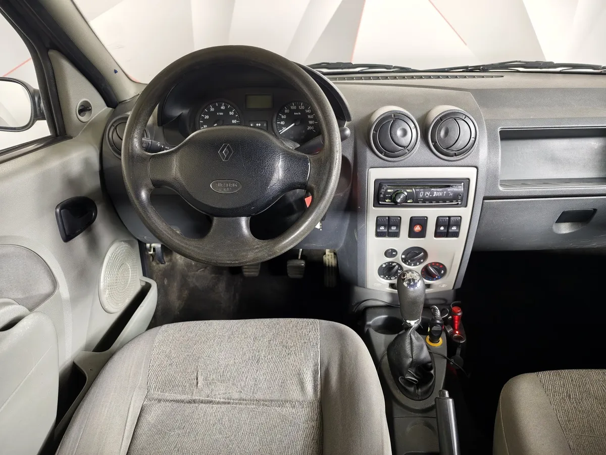 Renault Logan 1.6 MT (87 л.с.) Серый в АВИЛОН. Слайд №18