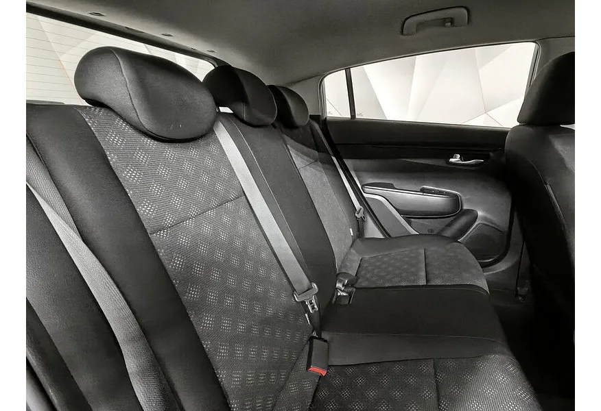 Kia Rio X-Line 1.6 AT (123 л.с.) Comfort Серый в АВИЛОН. Слайд №15