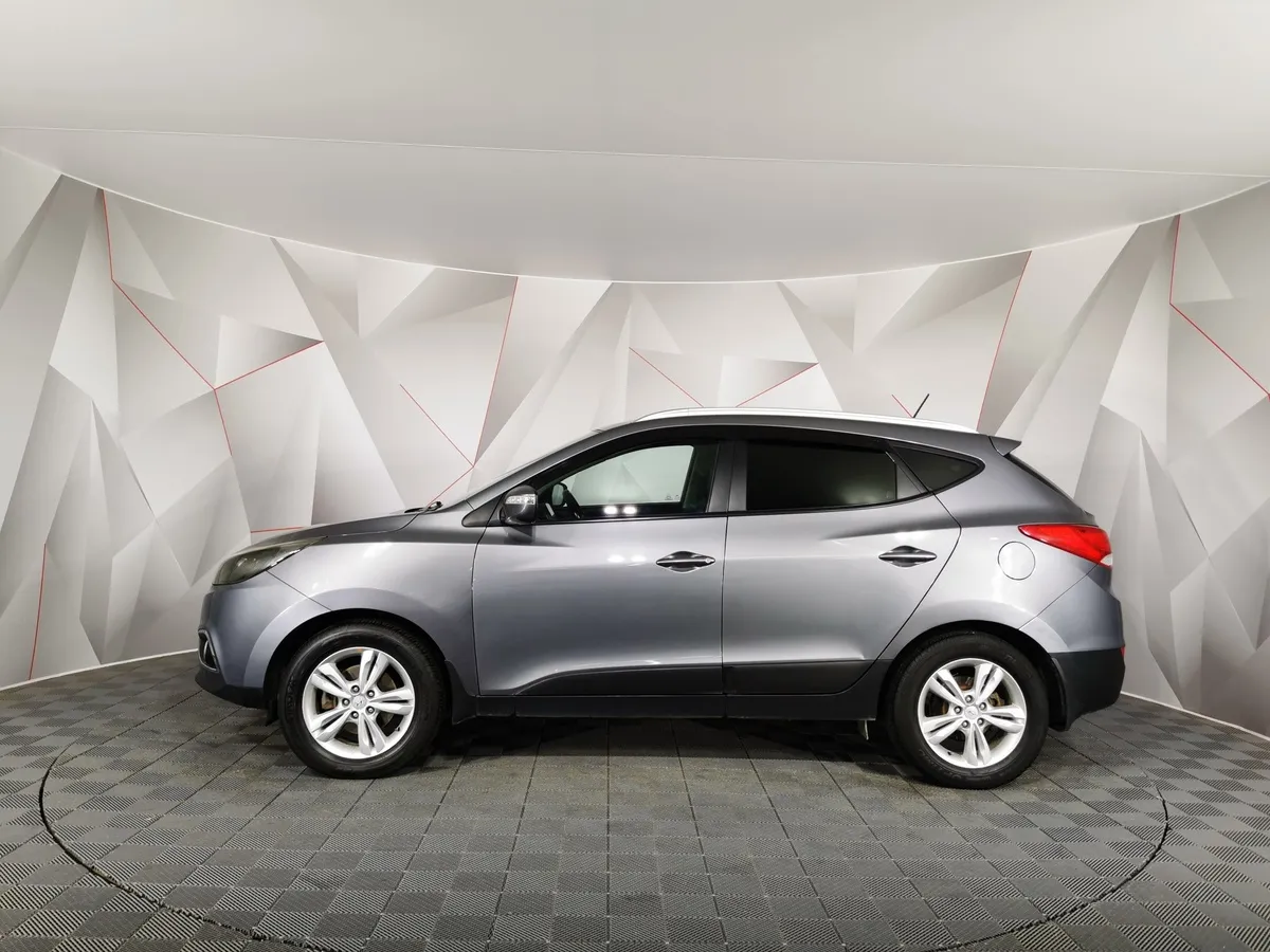 Hyundai ix35 2.0 AT 4WD (150 л.с.) Prime+Style Серый в АВИЛОН. Слайд №5