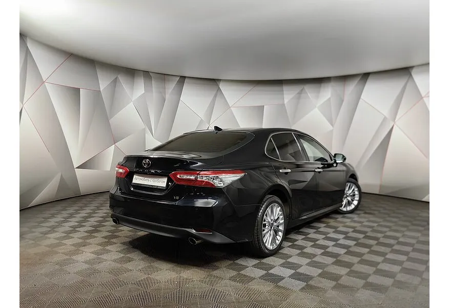 Toyota Camry 3.5 AT (249 л.с.) Черный в АВИЛОН. Слайд №8