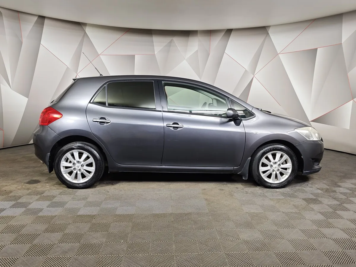 Toyota Auris 1.6 MMT (124 л.с.) Серый в АВИЛОН. Слайд №6